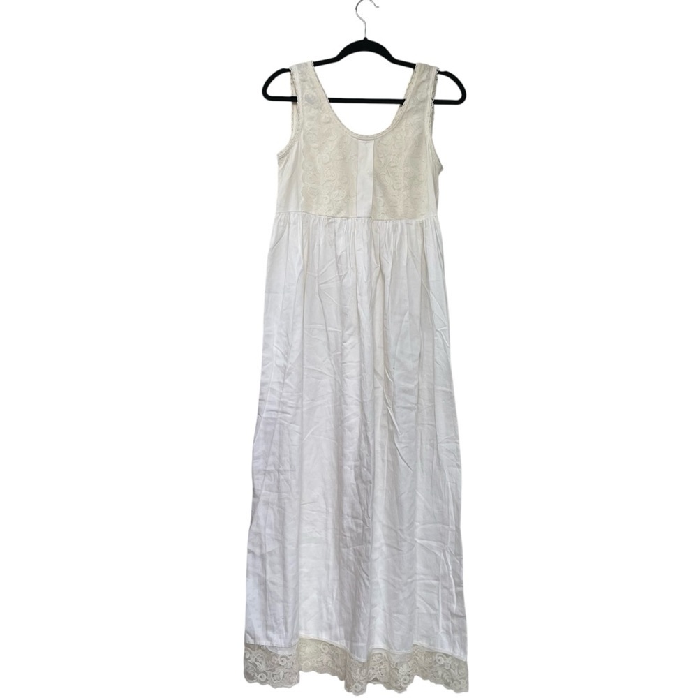Vintage Victoria’s Lace Designs Cotton Sleeveless Lace Nightgown Cream S